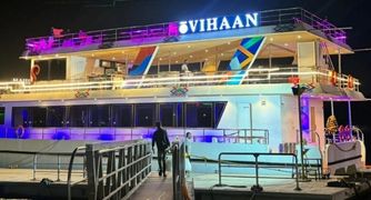 vihan-dinner-cruise-goa.jpg
